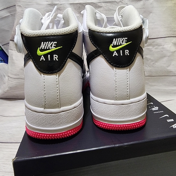 Size 8 - Nike Air Force 1 '07 Mid Electric W FD0866-100 - Picture 10 of 11